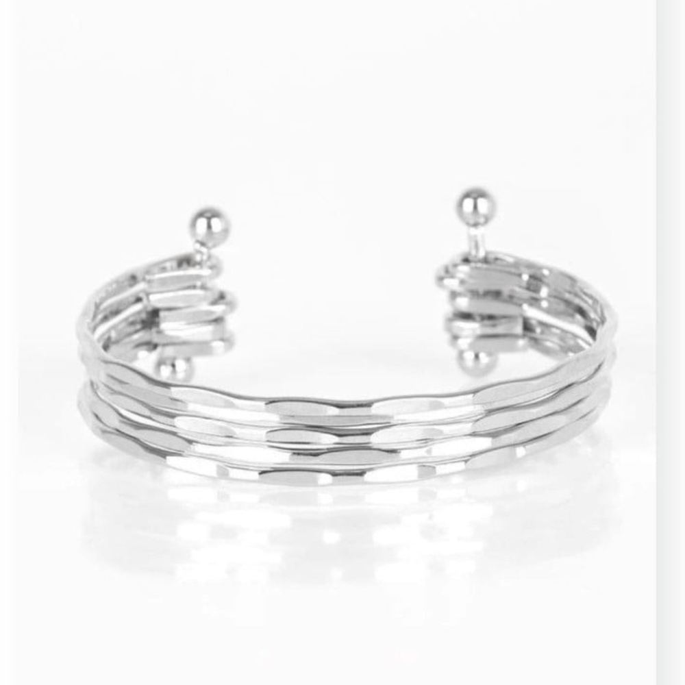 Paparazzi Shimmering Silver Bracelet Street Refinement Cuff Fashion Jewelry